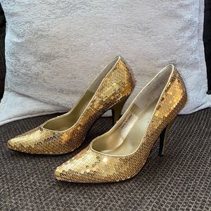 Gold sequined pumps